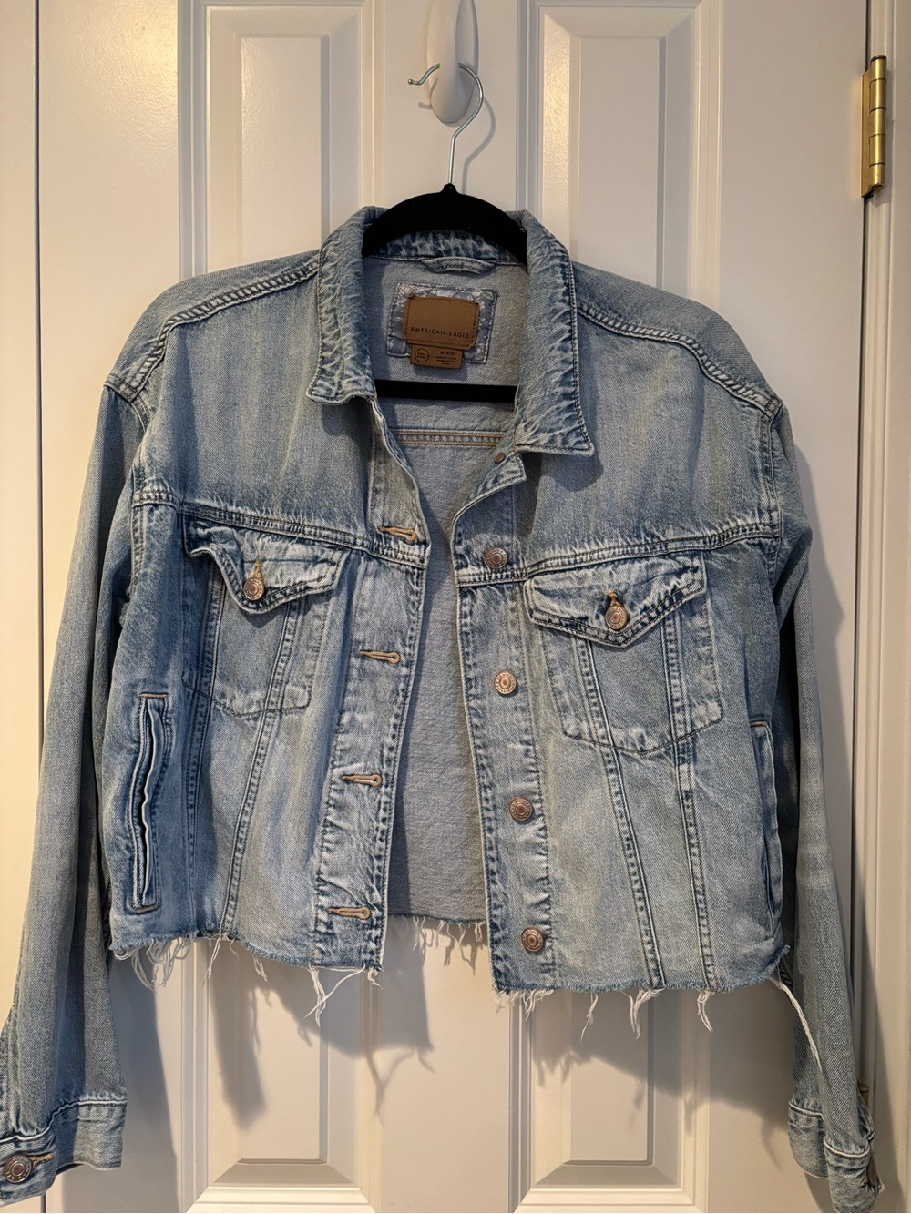 American Eagle Outfitters Light Wash Distressed Cropped Denim Jacket